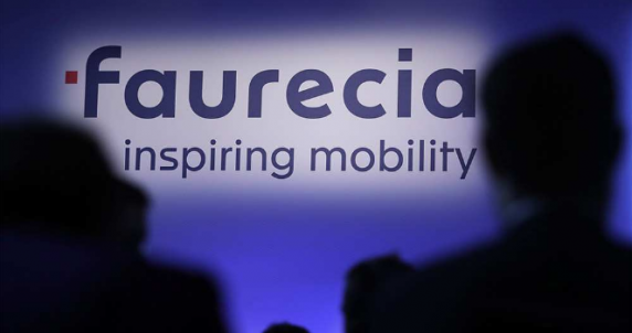Faurecia vereinbart Partnerschaft mit Parrot Automotive und beschleunigt Entwicklung von Konnektivitätslösungen für das Fahrzeug der Zukunft
