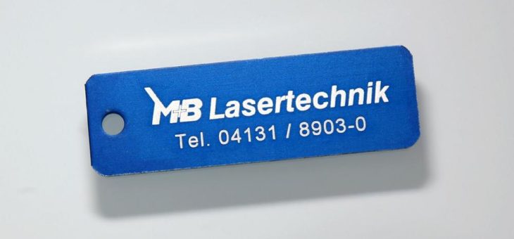 Fälschungssichere Kennzeichnungen durch laser-beschriftete Schilder und Etiketten von M+B Lasertechnik