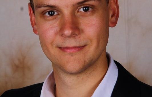 Auszeichnung für Kaiserslauterer Absolvent: Rechenverfahren verbessert industrielle Schaltsysteme
