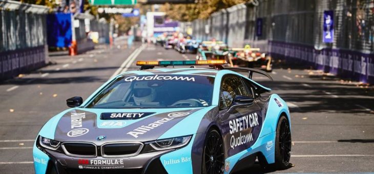 Erster Renneinsatz für das neue BMW i8 Coupé Qualcomm Safety Car