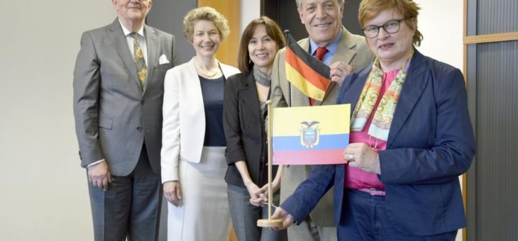 Neuer Botschafter Ecuadors besucht die Hochschule Bremen