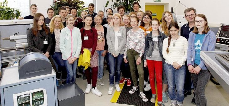 Nicht nur zum Girls Day: Nachwuchsforscherinnen gesucht bei Knorr-Bremse