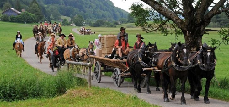 Salzzug auf historischer Salzstraße