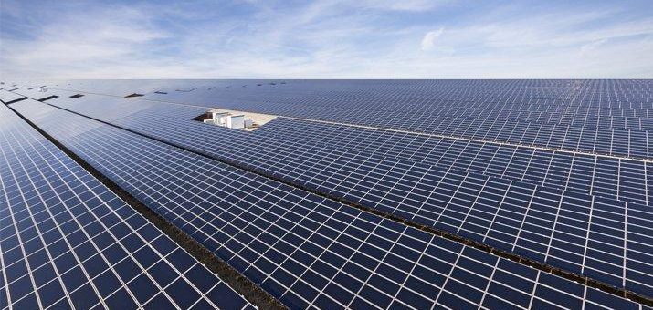 Forschungsprojekt Netz:Kraft: Erneuerbare Energien können wesentlichen Beitrag zum Netz-Wiederaufbau nach Stromausfällen leisten