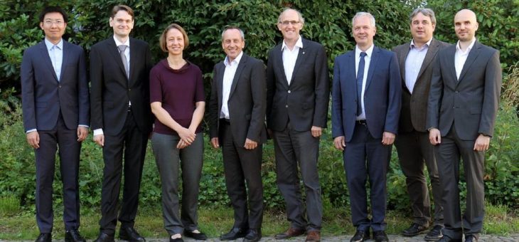 Minister Konrad Wolf übergibt Förderbescheide für InnoProm-Forschungsprojekte über 275.000 Euro