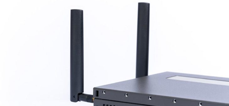 Kompakter Fanless-PC mit Option zur 4G-Datenübertragung