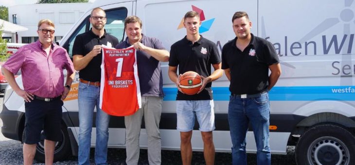 Mit heimischer Ökopower nach vorn: WestfalenWIND steigt als Top-Sponsor beim ProA-Ligisten Uni Baskets Paderborn ein