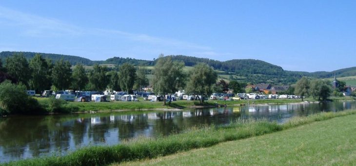 Unterwegs mit dem eigenen Bett mit Blick auf die Weser oder in die Natur