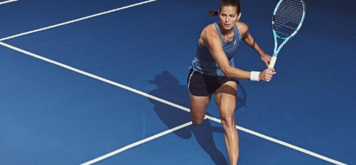 ASICS bringt den neuen GEL-SOLUTION SPEED™ FF und innovative GEL-COOL™ Tennisbekleidung auf den Platz