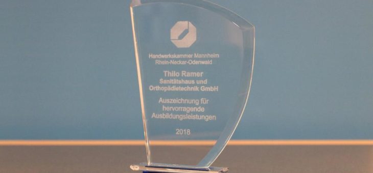 Thilo Ramer Sanitätshaus und Orthopädietechnik GmbH aus Brühl erhält Ausbildungs-Stele