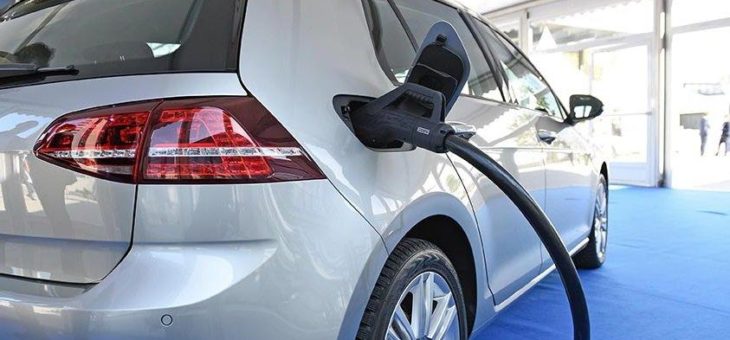 Ausbau der Ladeinfrastruktur für E-Mobilität drängt
