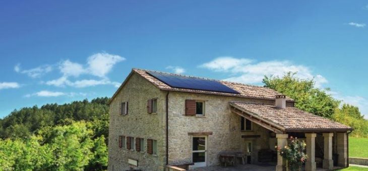 Solaranlagen mit Windkraft kombinieren