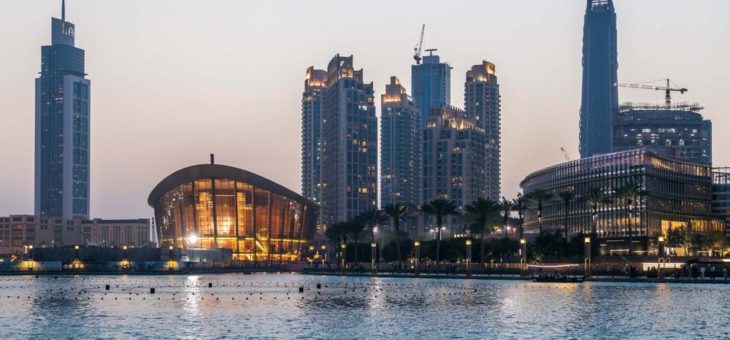 Dubai Opera: Automatische Türlösungen von GEZE in „maritimer“ Architektur