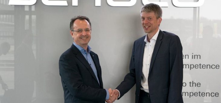 KUKA Roboter für Schüco Fenster und Fassaden