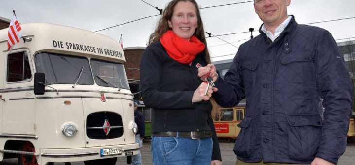 Der historische Bus „Filiale 49“ der Sparkasse Bremen bekommt ein neues Zuhause beim Borgward-Club