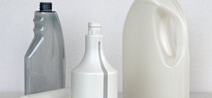 Umweltfreundliche Kunststoffflaschen aus Recyclat