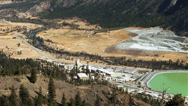 Group Ten identifiziert riesiges polymetallisches Bohrziel auf Stillwater West