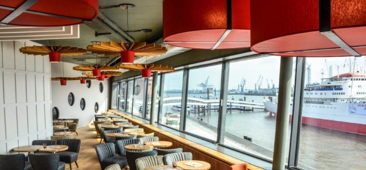 Hamburg ahoi! Logenplatz am Hafen für zweites ALEX