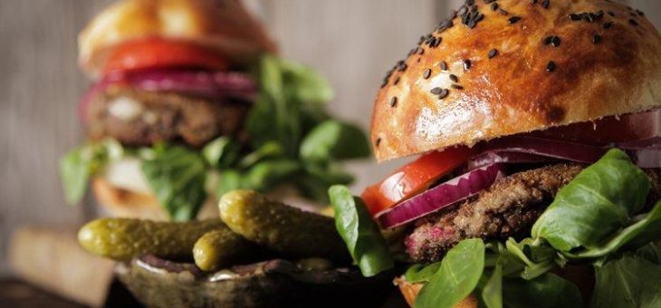 Nestle engagiert sich im wachsenden Markt für vegetarische Burger