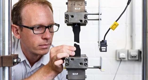 Müde Kunststoffe? Forscher entwickeln zuverlässiges Werkzeug zur Abschätzung der Lebensdauer
