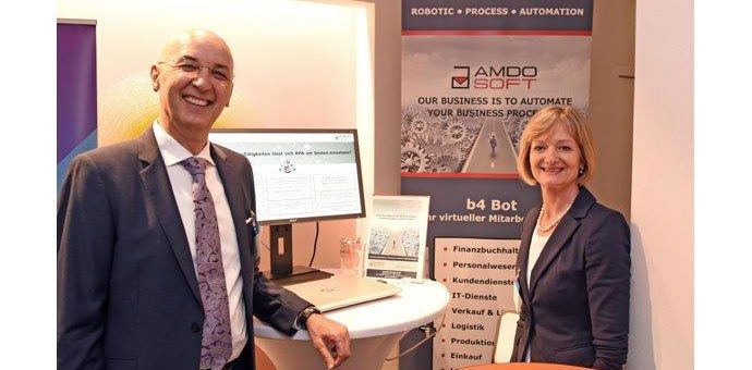 b4 Bot von AmdoSoft live in Aktion auf der aitomation conference