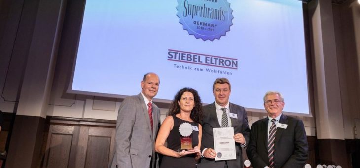 STIEBEL ELTRON und Eckart von Hirschhausen sind „Superbrands“