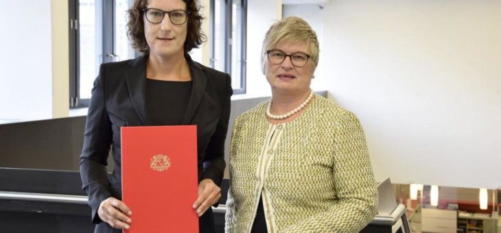 Dr. Heike S. Krüger ist neue Professorin für „Besonderes Verwaltungsrecht, Schwerpunkt Sozialrecht“