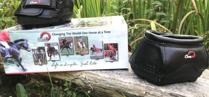 Ein Pferd mit Cavallo Simple Boots kommt selten allein