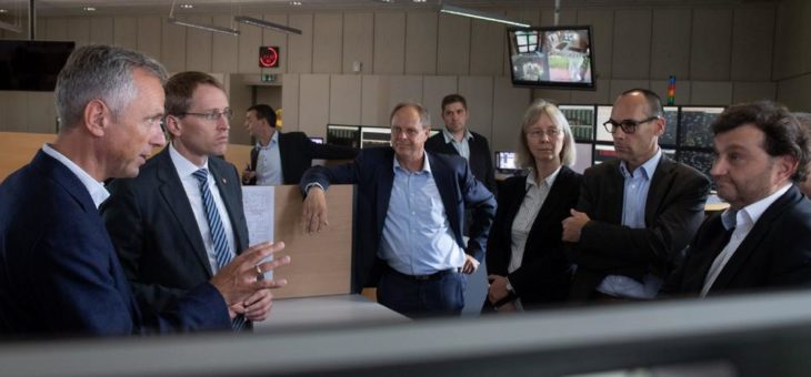 Ministerpräsident Daniel Günther besucht HanseWerk-Gruppe in Rendsburg