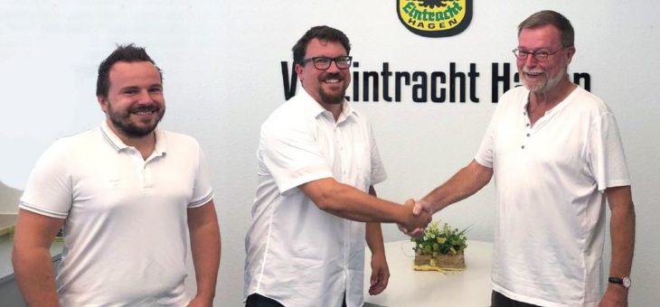 Hagener IT-Systemhaus pcm baut erfolgreiches Sponsoring beim VfL Eintracht Hagen weiter aus