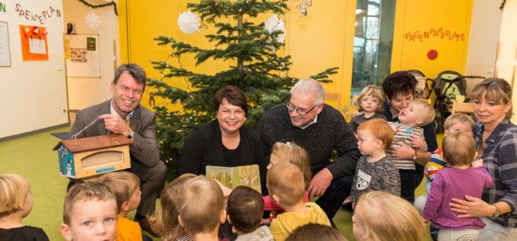 „Waldmäuse“ freuen sich über Vogelhaus