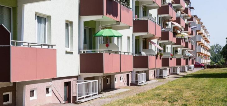 Biogas heizt bald Wohnungen und Schule