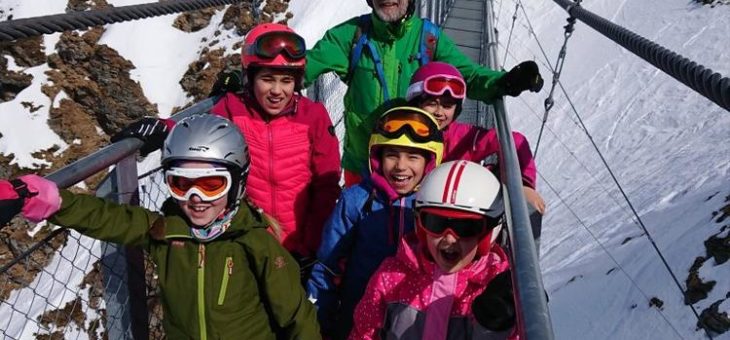 Familien-Skicamps mit elan sportreisen