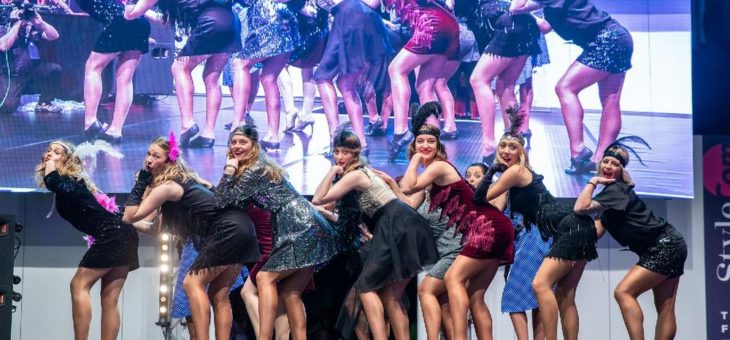 6.800 begeisterte Stylingfans und Experten feiern pinke Community-Party auf der StyleCom