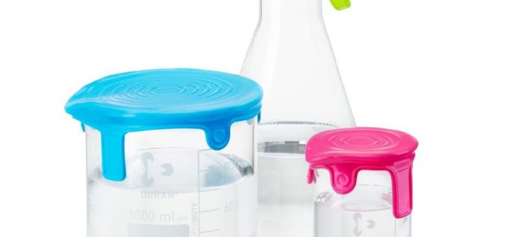 Frische Farben für´s Labor: Laborgefäße smart und sicher abdecken mit dem neuen DURAN® Silikondeckel