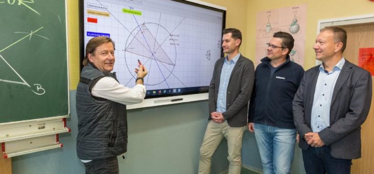 Glasfasertechnologie der WEMACOM Breitband GmbH revolutioniert Unterricht