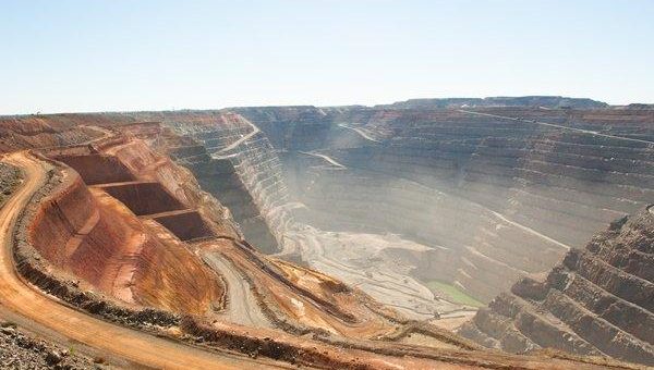 Barrick verkauft Super Pit-Beteiligung für 750 Mio. Dollar