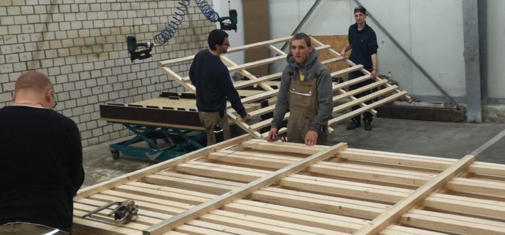 Holz von Borkenkäfer-Fichten hilft dem neuen Klimaschutzwald