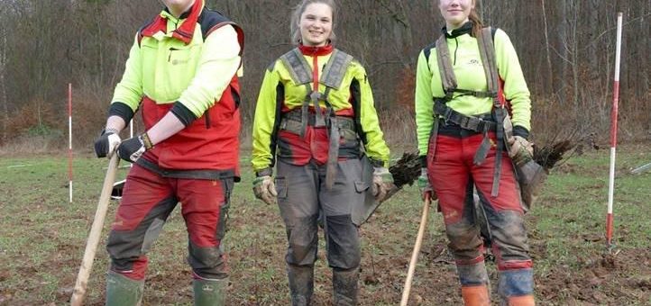 Klimaschutz in kleinen Schritten und mühsamer Handarbeit