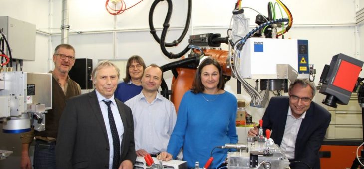 Hochschule Aalen geht Bildungspartnerschaft mit Gymnasium Wertingen ein