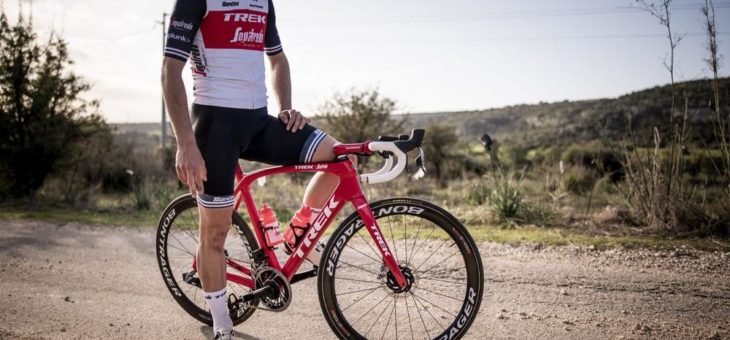 Pirelli rüstet das Radrenn-Team World Tour Trek-Segafredo aus