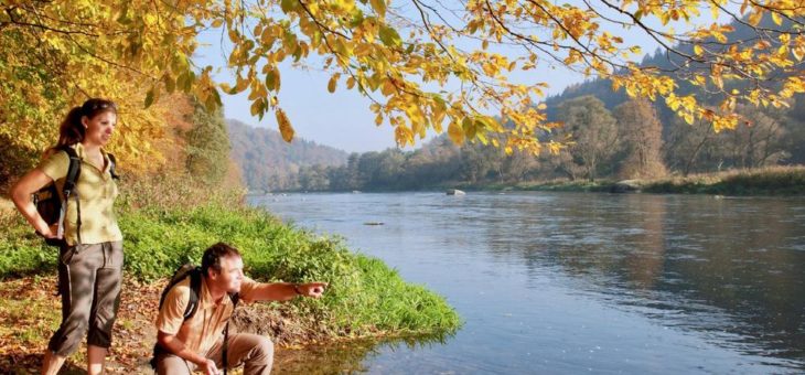 Auf den Spuren der „Oberpfälzer Riesen“: Historische Sagenschätze und goldene Herbstromantik im Regental