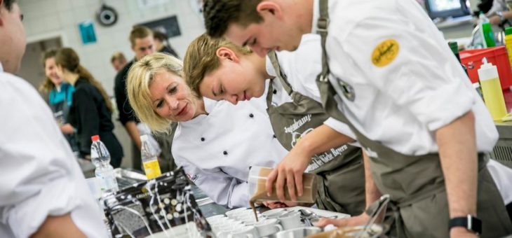 Von „Tigermilch“ bis „Chocolate H2O“: Deutschlands Nachwuchs-Kochtalente trainieren für den ersten Stern