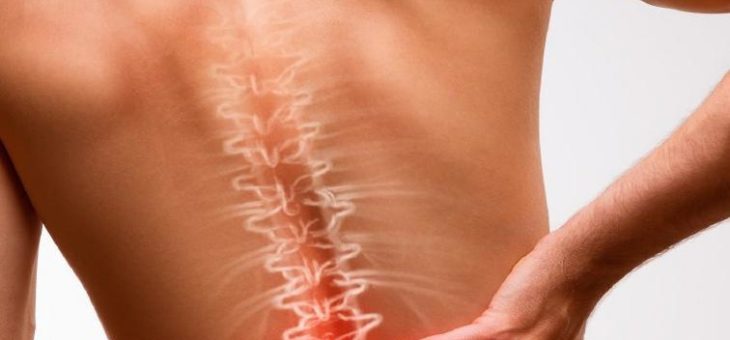 Spinalkanalstenose: Chronisch eingeklemmte Rückennerven: Wenn jeder Schritt zur Qual wird