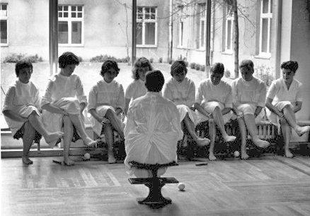 90 Jahre Physiotherapie-Schule Friedrichsheim