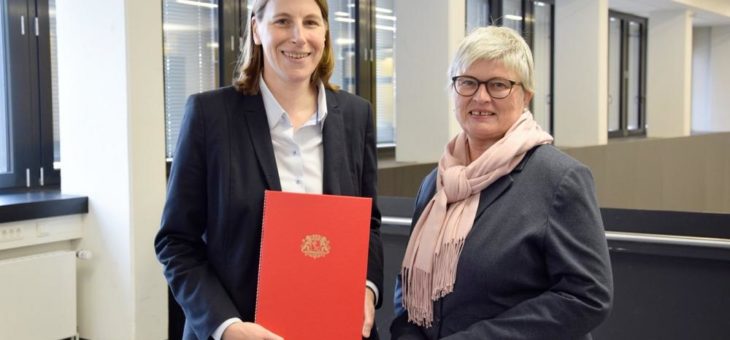 Dr. Brita Schemmann neue Professorin für BWL und Innovationsmanagement