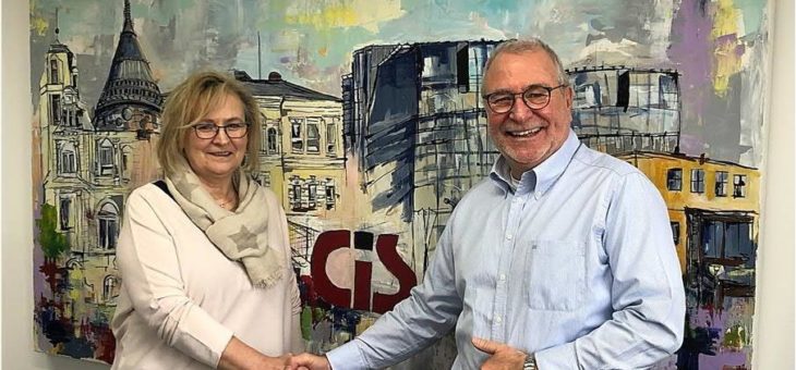 Gratulation zum 30-jährigen Jubiläum beim Kabelkonfektionär CiS electronic GmbH!