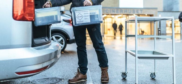 Auf dem Weg zum Krankenhaus 4.0: KUKA Roboter sortieren bis zu 3.000 Blutproben pro Tag