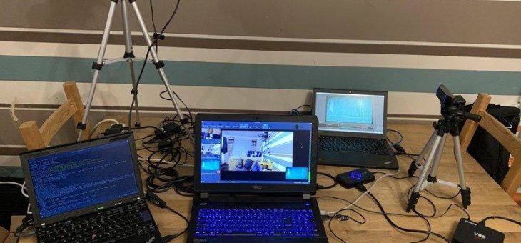 KDE Live-Streaming des Linux App Summits Barcelona mit Unterstützung von TUXEDO Computers