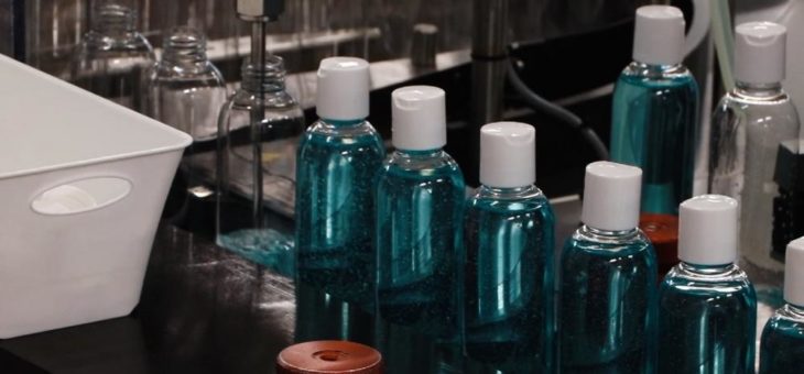 Jüstrich Cosmetics produziert dringend benötigte Desinfektionsmittel
